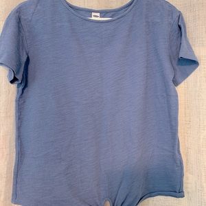 Old Navy blue shirt sleeve tee